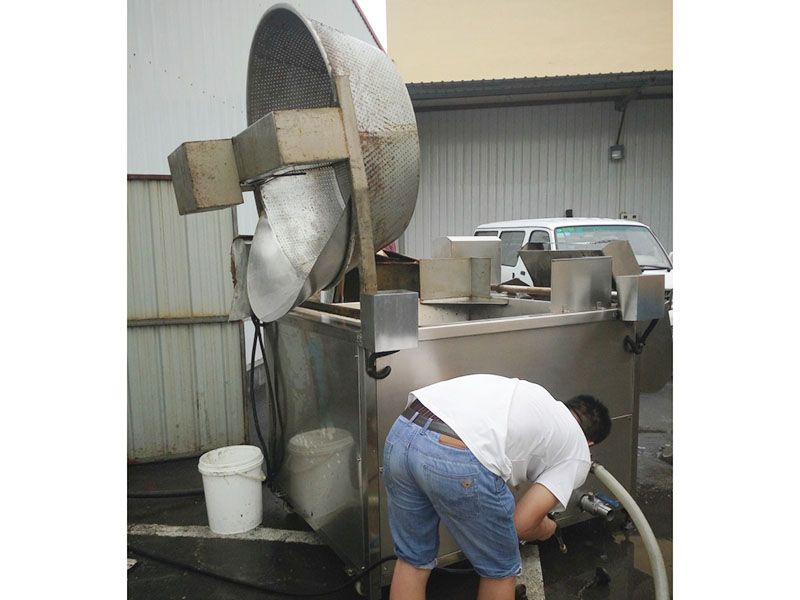 全自動油炸機 (2)